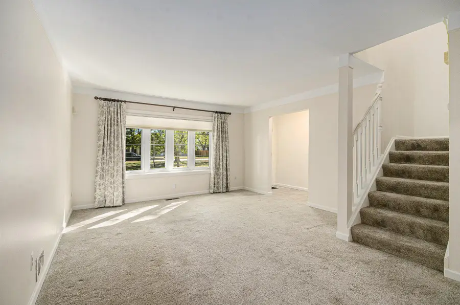 20537 Williamsburg Court, Harper Woods, MI 48225 - Image #3