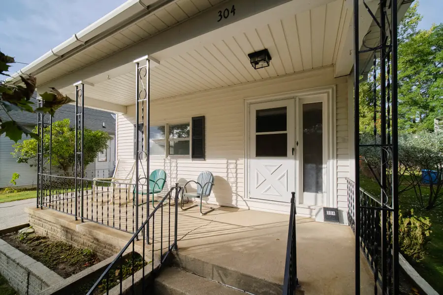 304 1st Avenue, Manistee, MI 49660 - Image #3