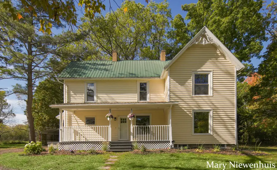 10652 Nugent Avenue Ne, Rockford, MI 49341 - Image #2