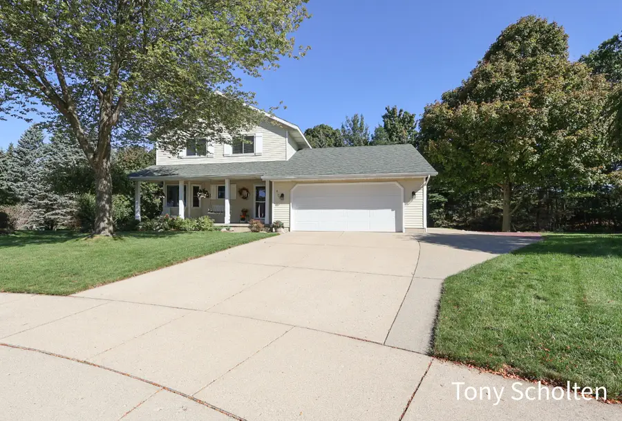 4105 Chaminade Drive Sw, Grandville, MI 49418 - Image #2