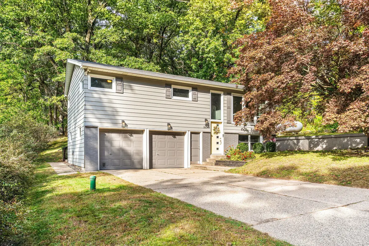 1817 Garfield Avenue Nw, Grand Rapids, MI 49504 - Image #1