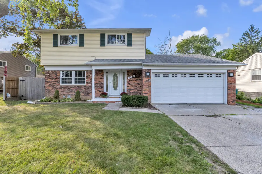 259 Elmhurst Avenue, Ypsilanti, MI 48197 - Image #2