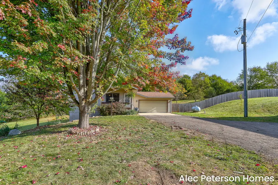 1301 E Mill Street, Hastings, MI 49058 - Image #3