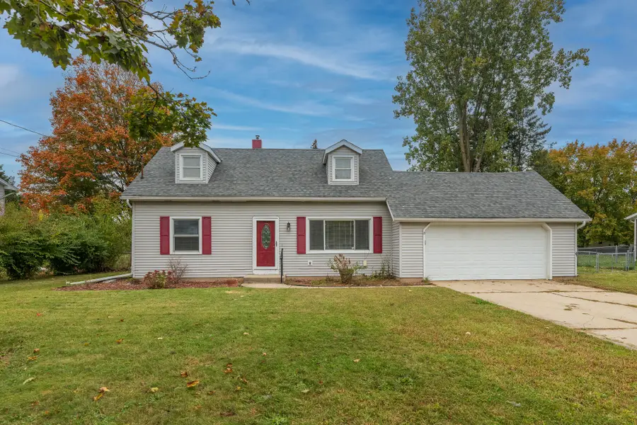 2614 E Heverly Drive E, Portage, MI 49024 - Image #2