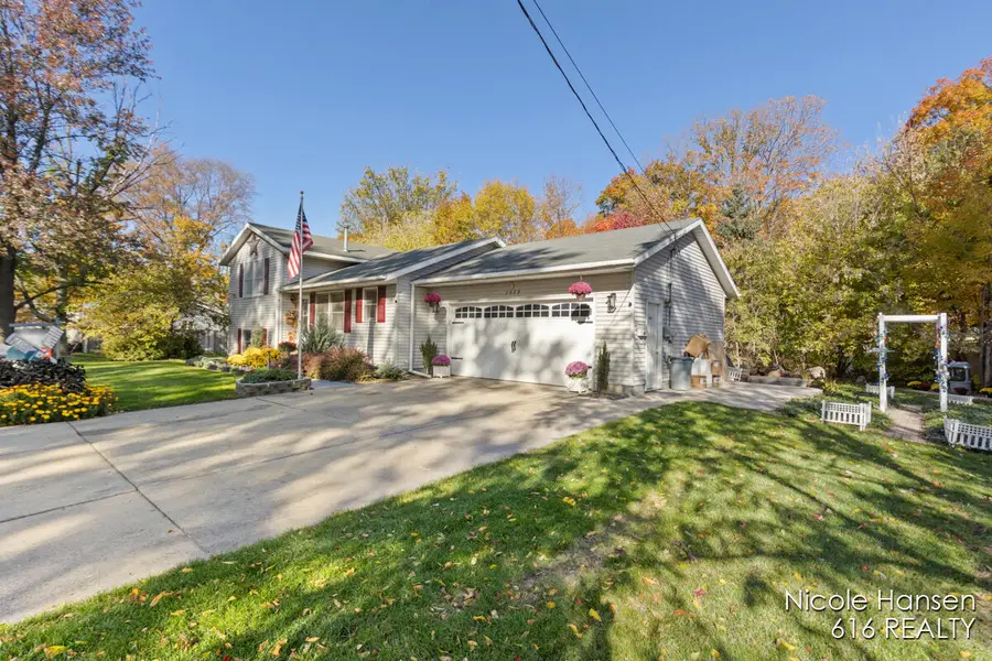 3979 Grant Street, Hudsonville, MI 49426 - Image #2