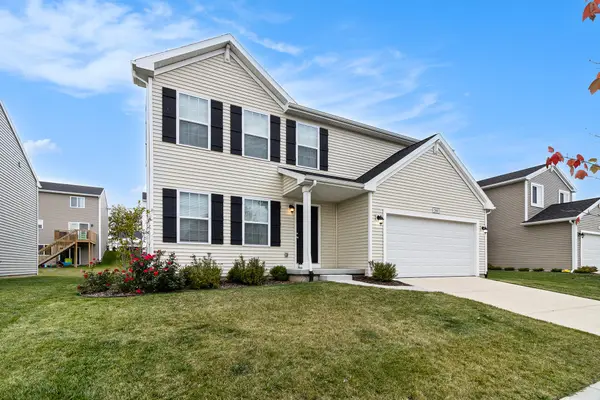 2893 Jordan River Drive, Fowlerville, MI 48836