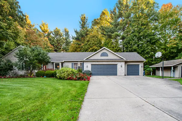 4510 James Drive Sw, Grandville, MI 49418