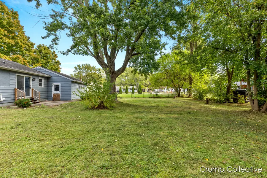 2221 Mapleview Avenue, Portage, MI 49024 - Image #3