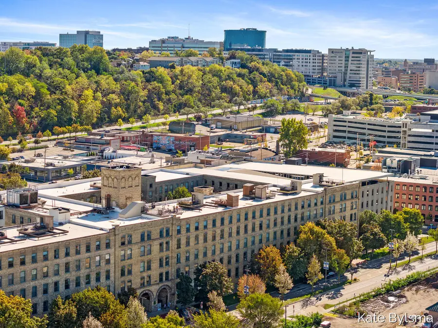 940 Monroe Avenue Nw #418, Grand Rapids, MI 49503 - Image #3