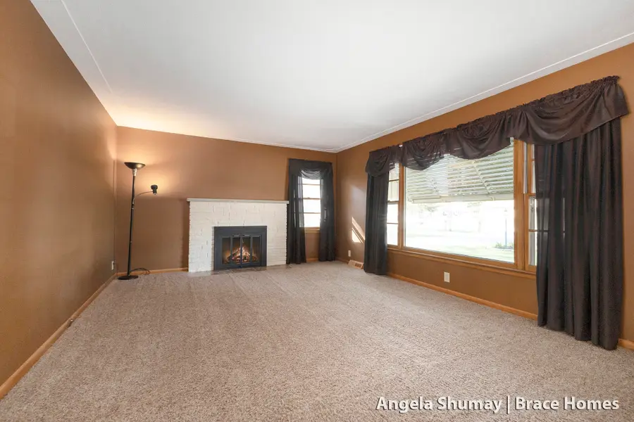 3800 Ivanrest Avenue Sw, Grandville, MI 49418 - Image #2