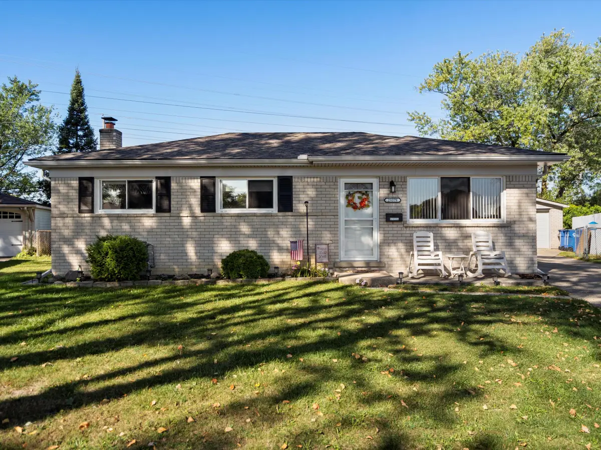 29379 Newport Drive, Warren, MI 48088 - Image #1