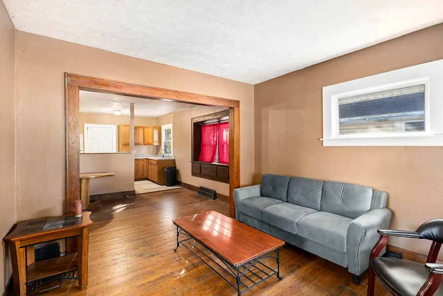 930 Mahlon Street, Lansing, MI 48906 - Image #3