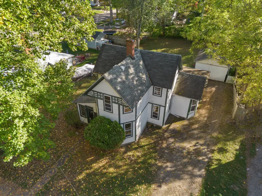 408 E Water Street, Cassopolis, MI 49031 - Image #2