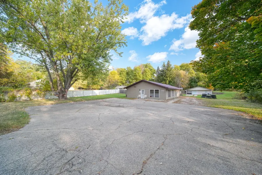 6200 Brooklyn Road, Jackson, MI 49201 - Image #3