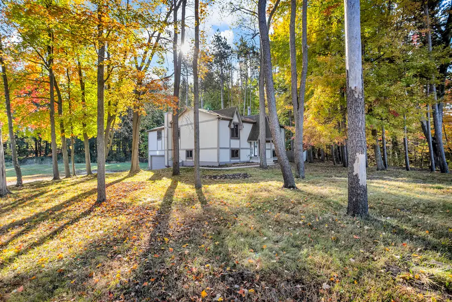 4042 Burns Road, Howell, MI 48855 - Image #3