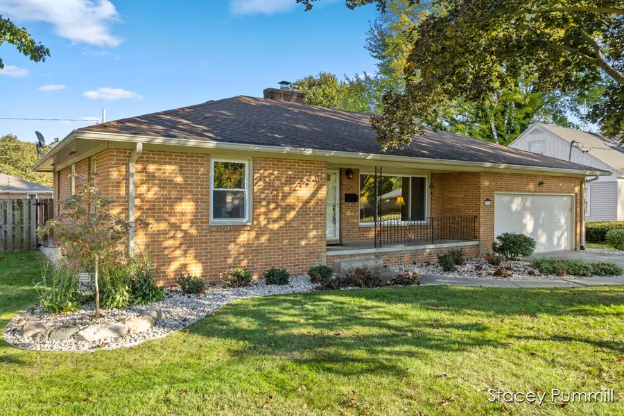 130 Covell Avenue Nw, Grand Rapids, MI 49504 - Image #2