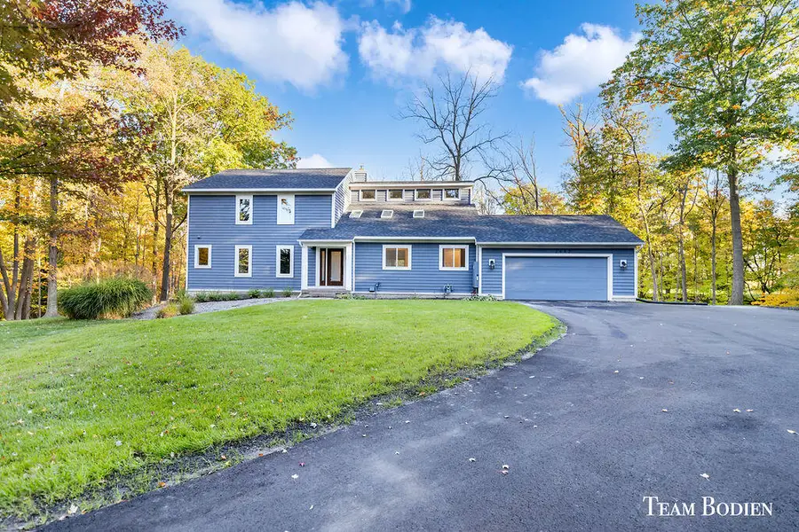 3442 Cascade Road Se, Grand Rapids, MI 49546 - Image #2