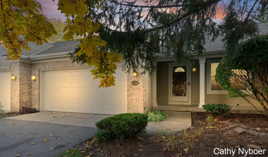 4330 Aspen Trails Drive Ne, Grand Rapids, MI 49546 - Image #2