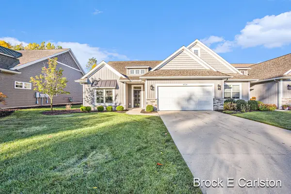 6719 Creekside View Drive Se #11, Grand Rapids, MI 49508