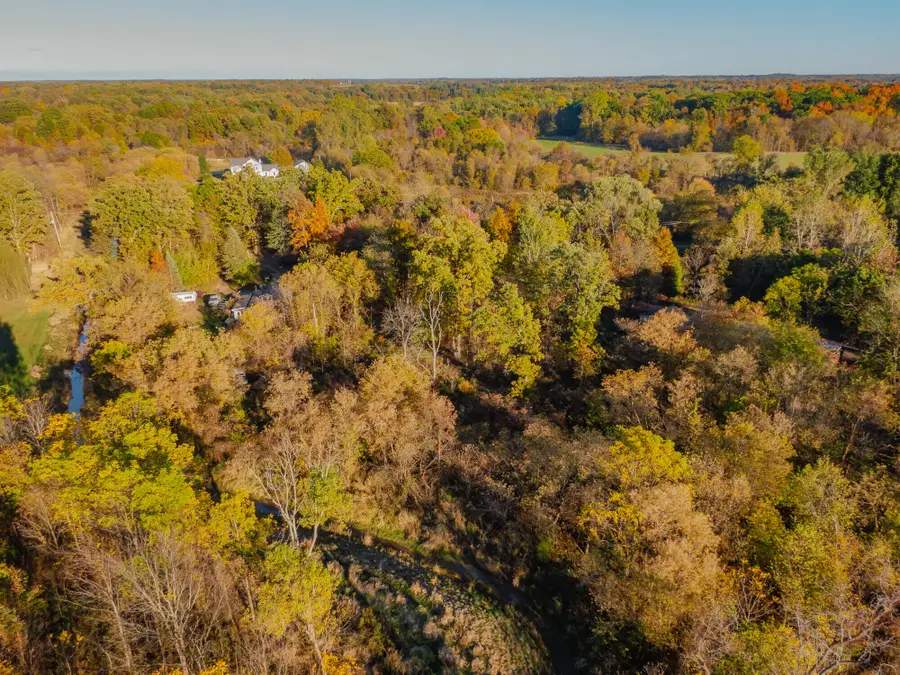 8840 Houston Road, Eaton Rapids, MI 48827 - Image #2