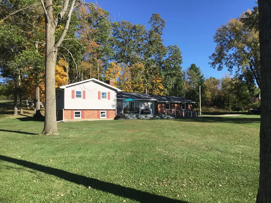 1246 Vincent Lake Lane, Tekonsha, MI 49092 - Image #3