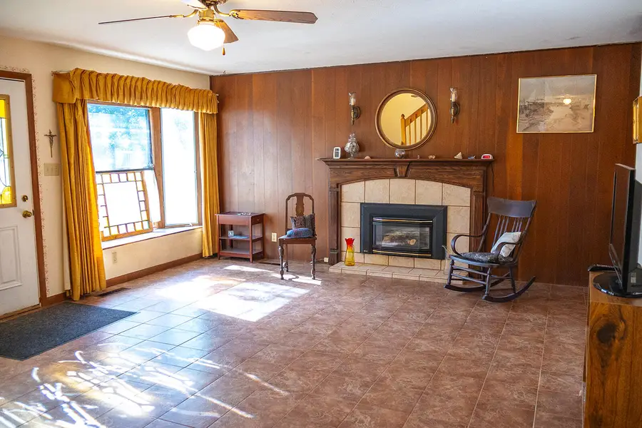 408 Beach Court, New Buffalo, MI 49117 - Image #2