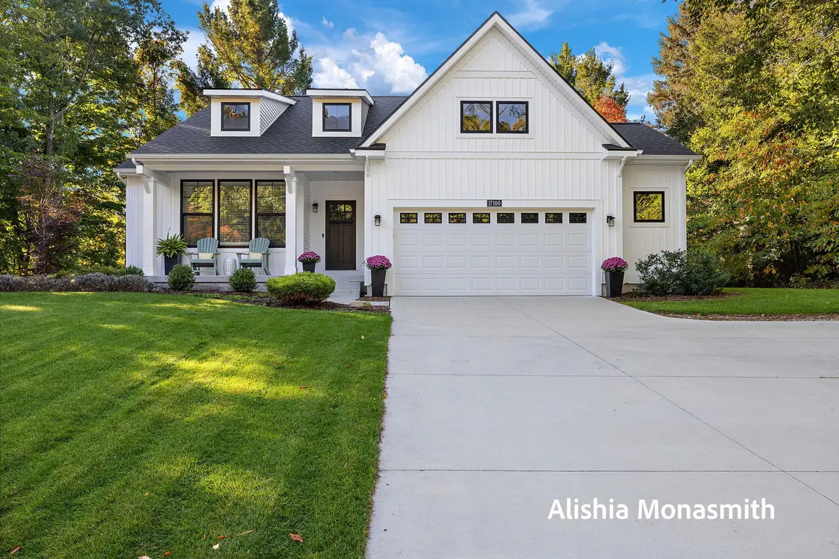 17100 Lincoln Street, Grand Haven, MI 49417 - Image #1