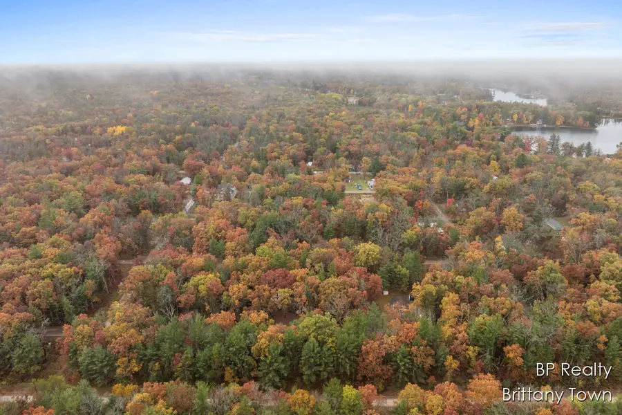 1305 E Henry Street, Idlewild, MI 49642 - Image #3