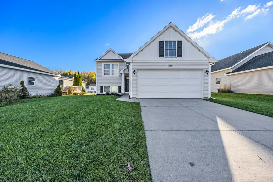 6584 Moss Lake Drive, Hudsonville, MI 49426 - Image #3