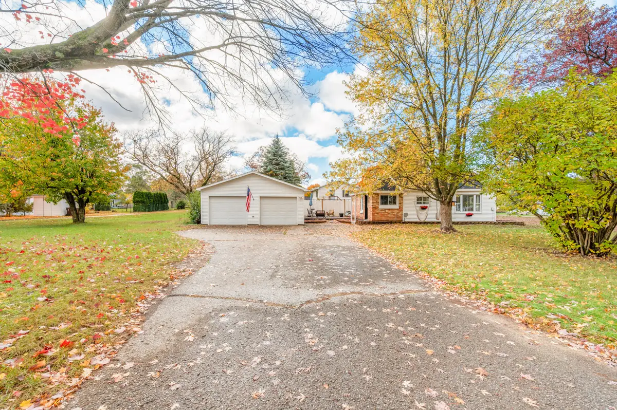 211 Gilbertson Avenue, Big Rapids, MI 49307 - Image #1