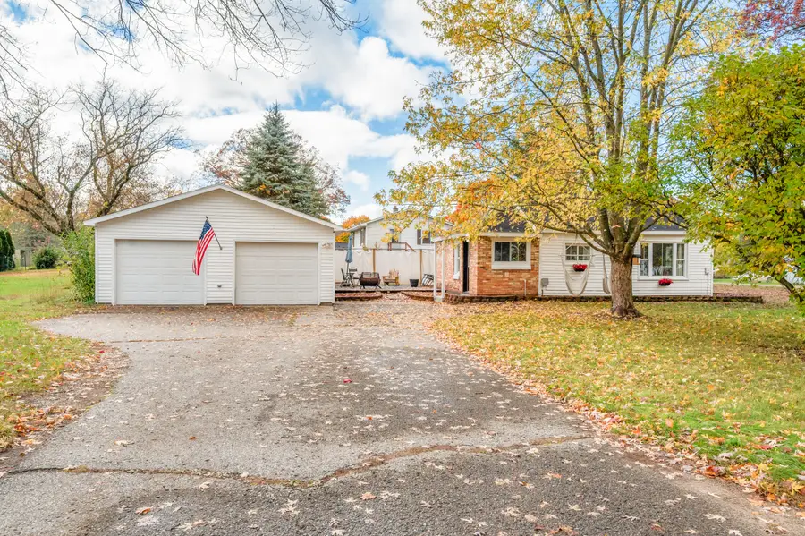 211 Gilbertson Avenue, Big Rapids, MI 49307 - Image #2