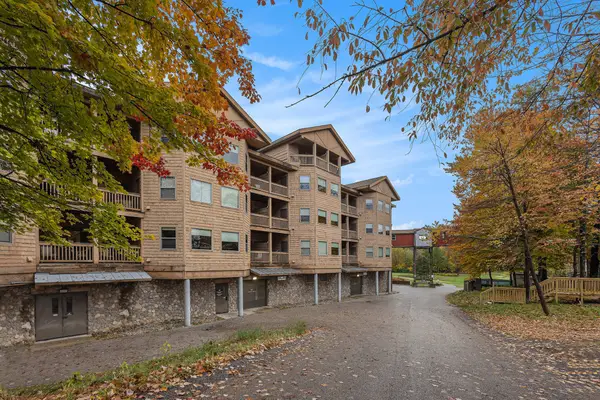 5900 Water Road #313 #313, Rothbury, MI 49452