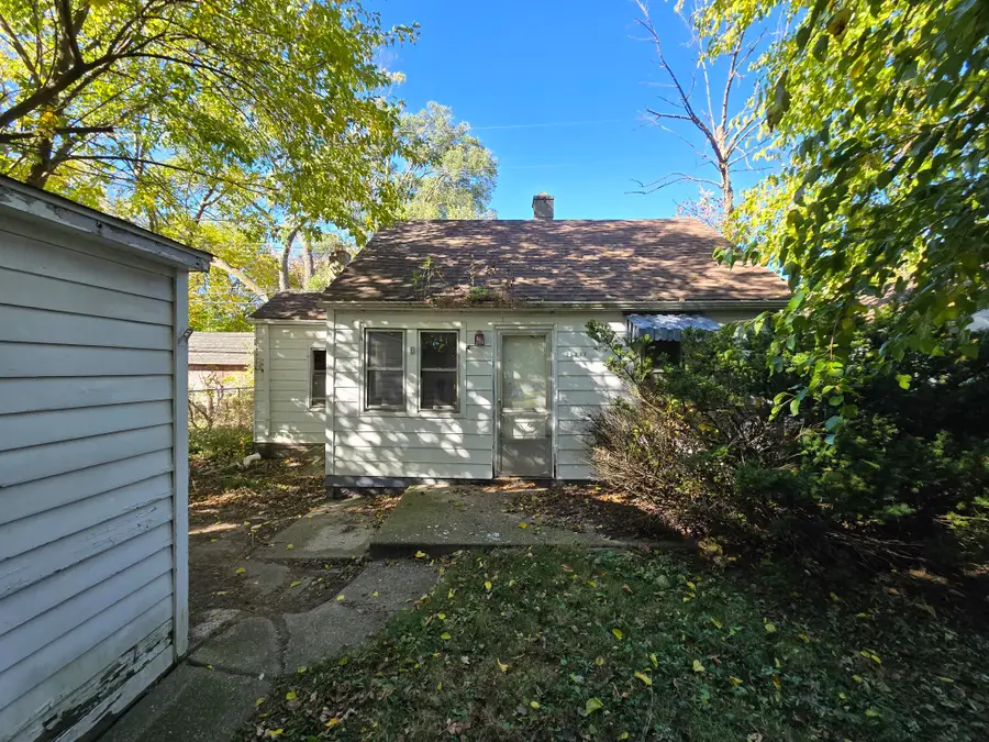 25111 Leach Street, Roseville, MI 48066 - Image #2