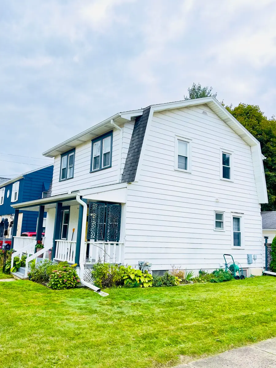 917 W Barnes Avenue, Lansing, MI 48910 - Image #2