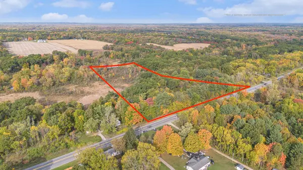 49956 M-40, Paw Paw, MI 49079