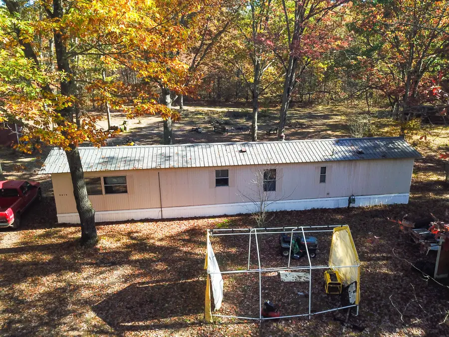 2814 S Grantsyn Trail, Branch, MI 49402 - Image #2