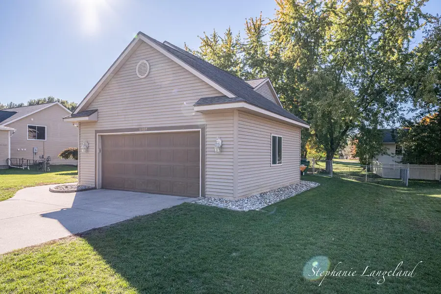 11037 Skyway Lane, Allendale, MI 49401 - Image #3