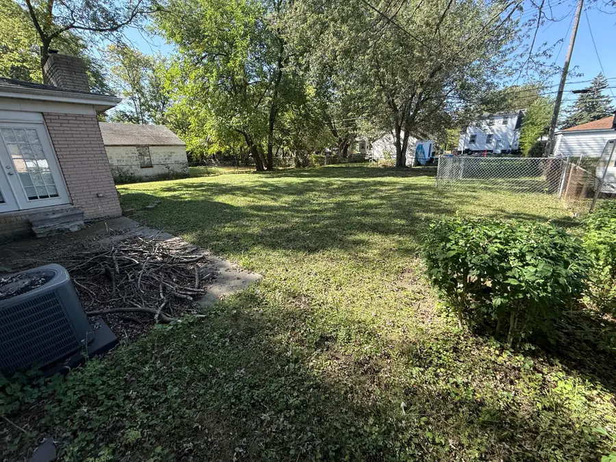 21135 La Salle Boulevard, Warren, MI 48089 - Image #2