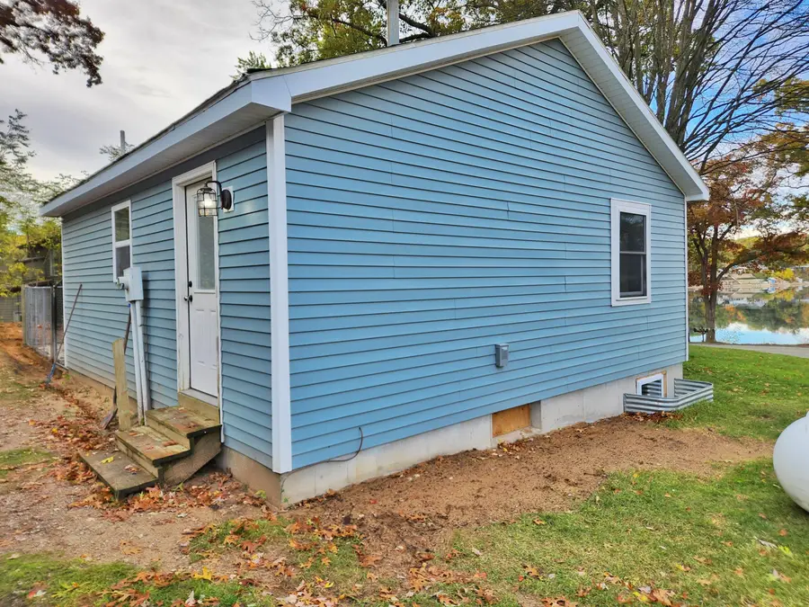 2580 N Mundy Avenue, White Cloud, MI 49349 - Image #2