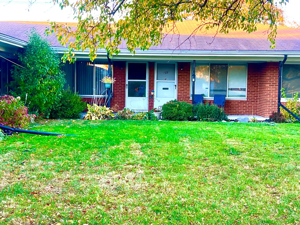 24301 Kelly Road #121, Eastpointe, MI 48021 - Image #1