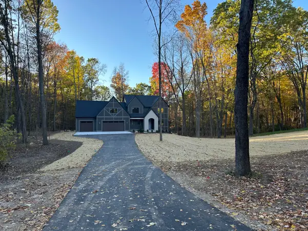 3727 Buttrick Avenue Se, Ada, MI 49301