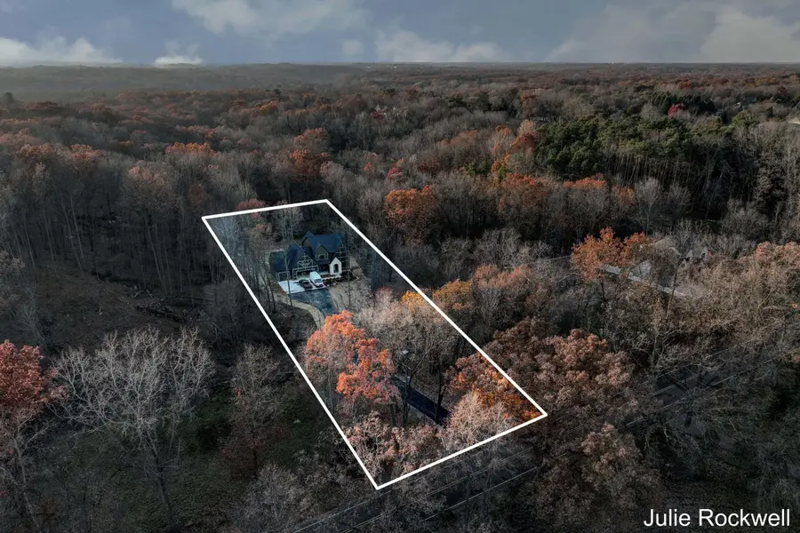 3727 Buttrick Avenue Se, Ada, MI 49301 - Image #3