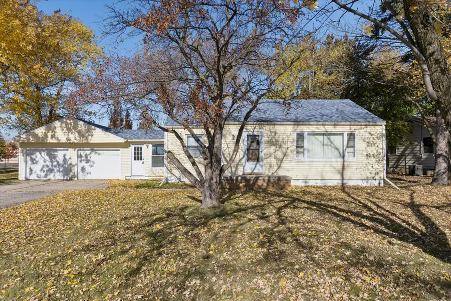 1037 E Hill Road, Grand Blanc, MI 48439 - Image #2