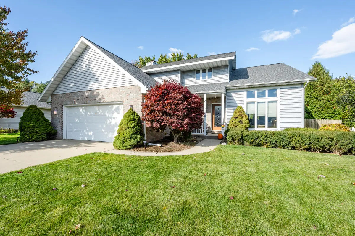 1381 Country Knoll Place, Saint Joseph, MI 49085 - Image #1