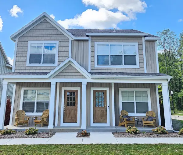 301 Vista Green Drive, Holland, MI 49423