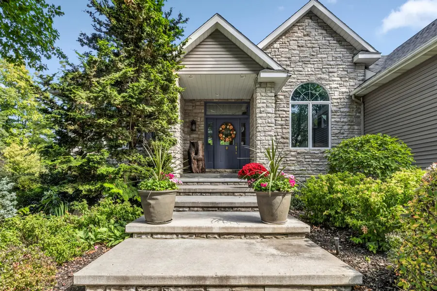 1395 Summerwood Drive, South Haven, MI 49090 - Image #2