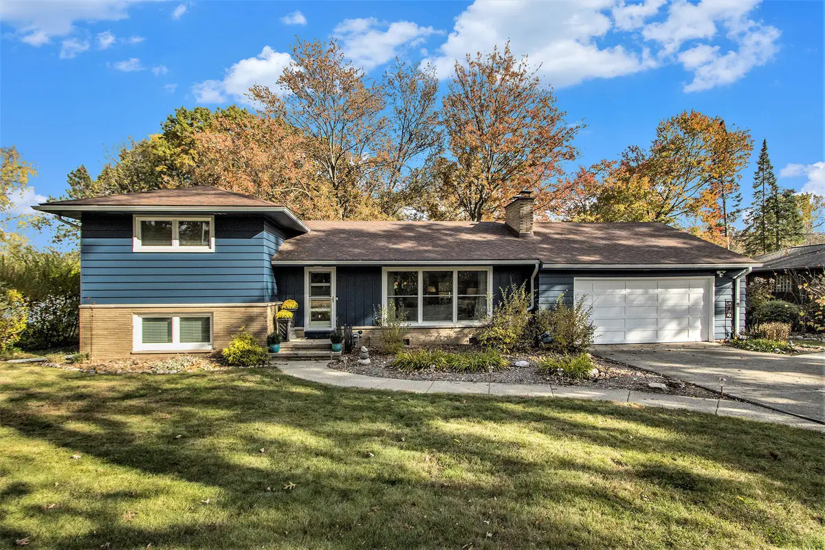 5129 Woodmont Drive, Portage, MI 49002 - Image #1