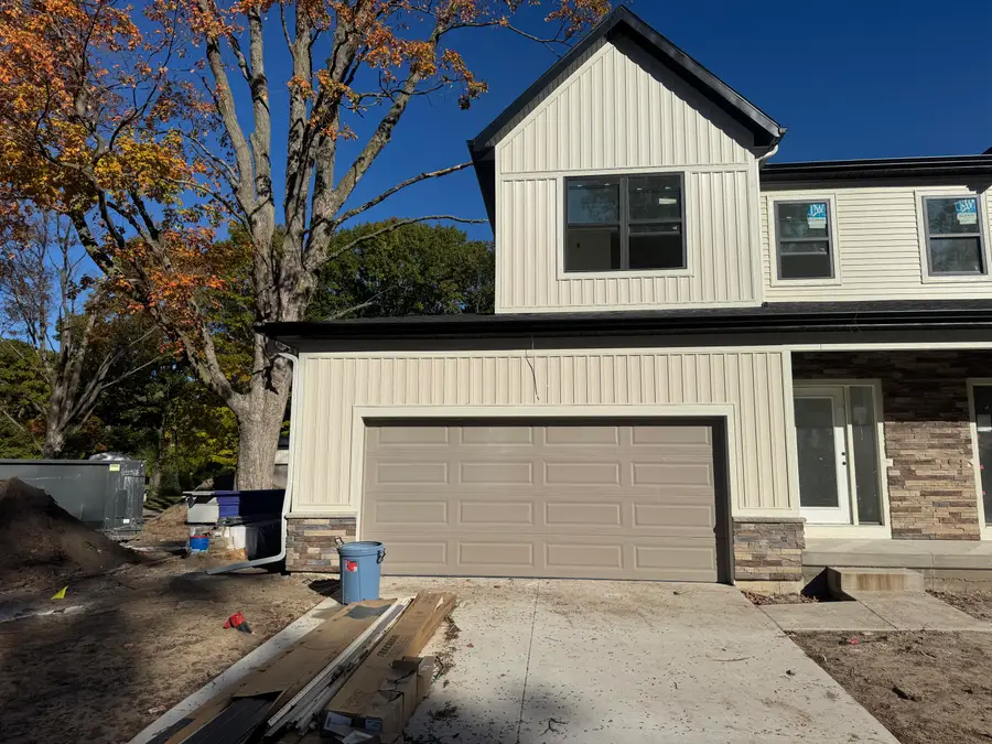 1989 S Shorewood Lane #25, Holland, MI 49423 - Image #2
