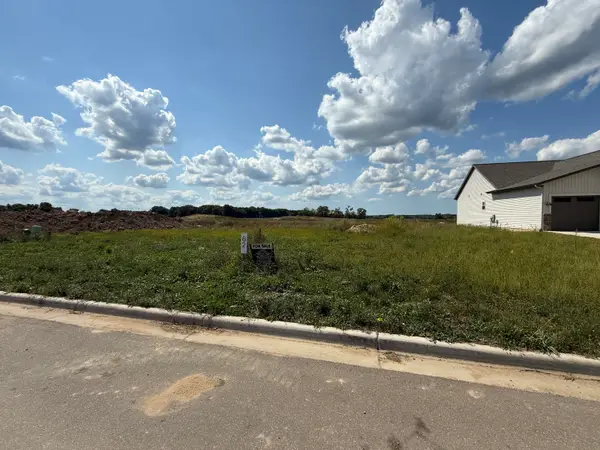 1767 Blaketon Drive Nw, Walker, MI 49534