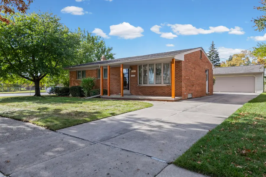 15307 Williams Street, Livonia, MI 48154 - Image #2